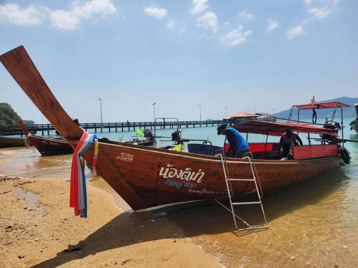 Malee Homestay Ko Por Exterior foto